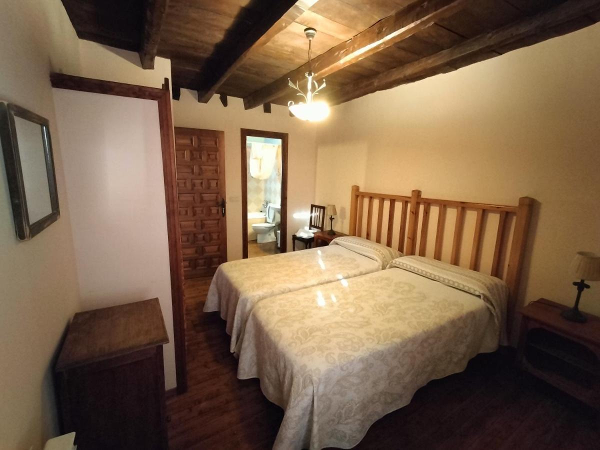 Don Camino Low Cost Villalcazar de Sirga Exterior photo